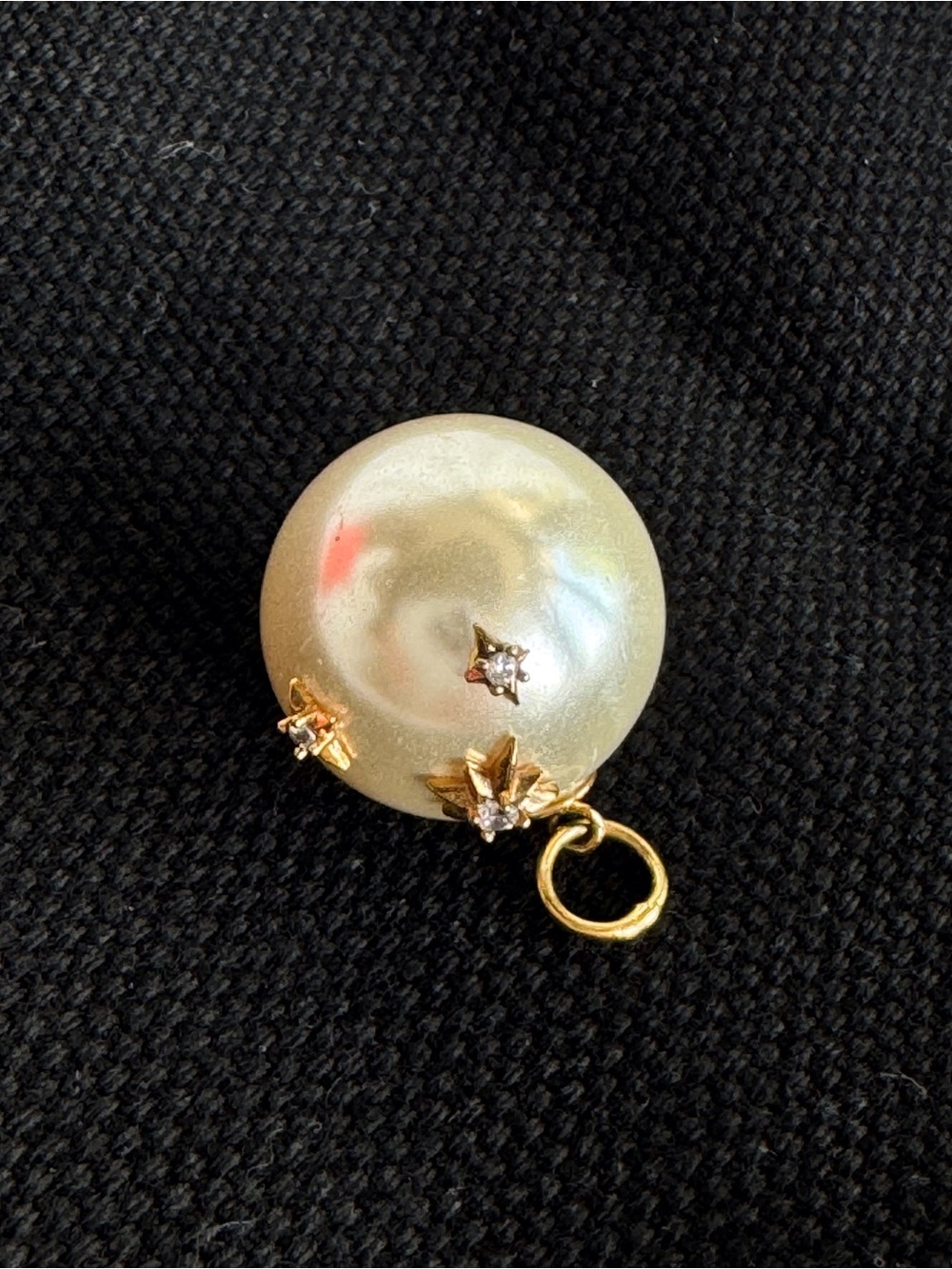 Pearl and Gold Starburst Rhinestone Accent Pendant - Picture 7 of 9